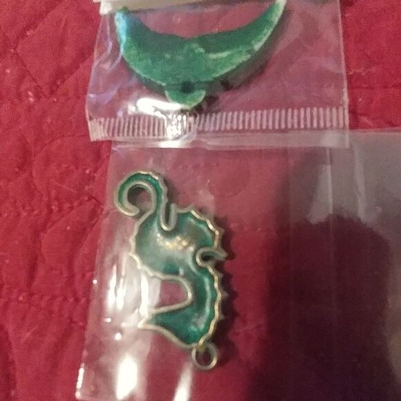 Mermaid tail charm-last one - Picture 2 of 2